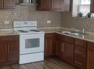 6012 S Archer Rd APT 2, Summit, IL 60501