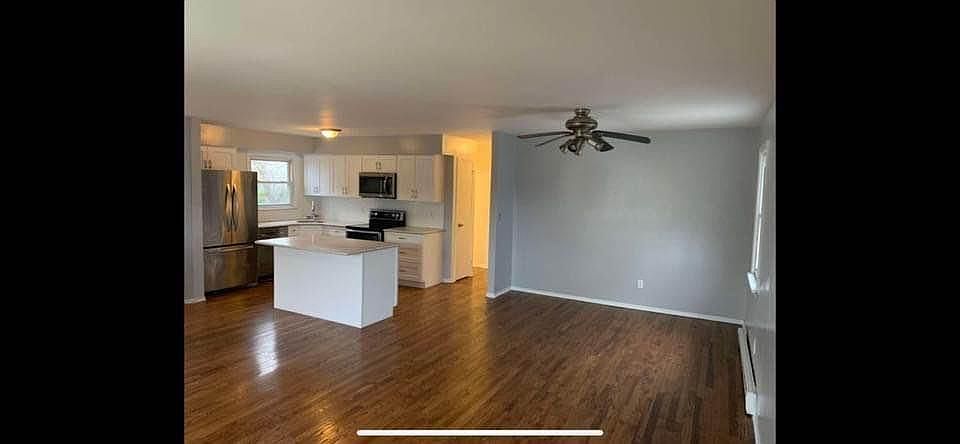 1st image of 371 West Dr #2
