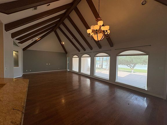 5th image of 210 Rio Grande Dr