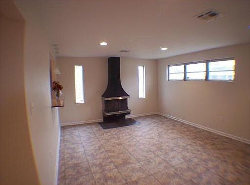 3rd image of 108 Alden Pl