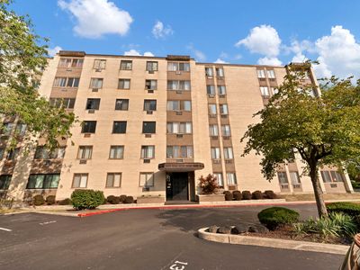 9720 S Pulaski Rd APT 404, Oak Lawn, IL, 60453