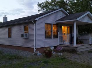 19 Van Tines Ln, Old Bridge, NJ 08857