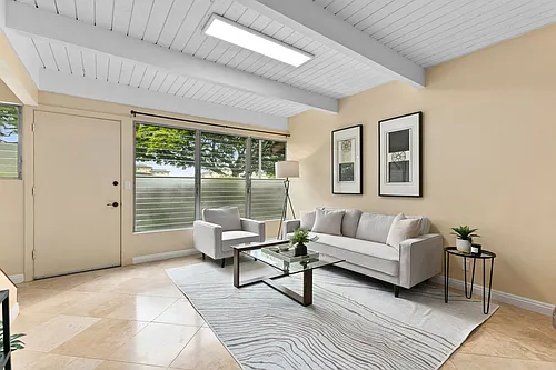 4844 Kilauea Ave #2 Photo 1