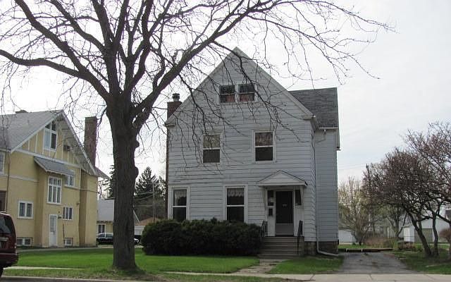 1st image of 555 S Lincoln Ave