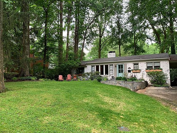 2nd image of 3702 Whispering Ln