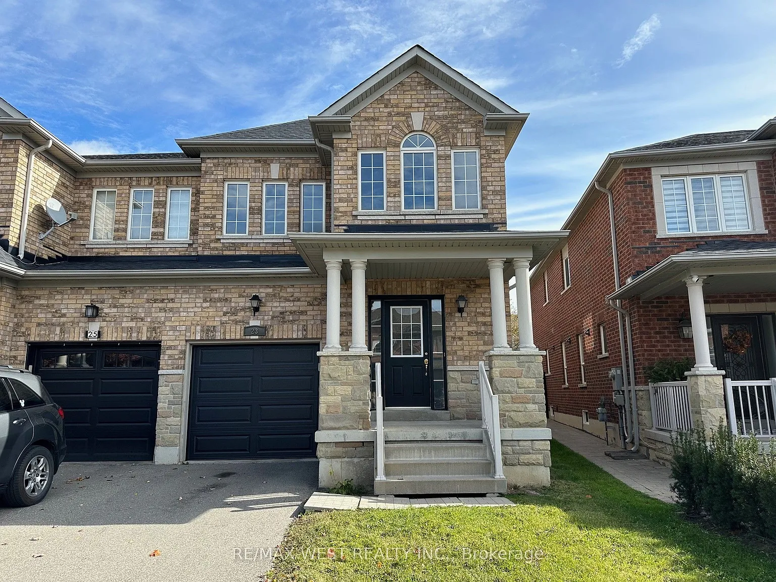 3 bed, $3,575 — Photo 2