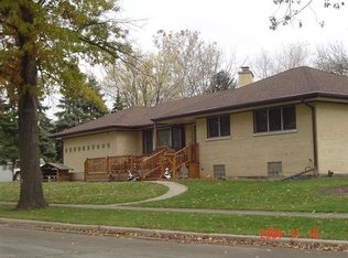909 S Cornell Ave, Villa Park, IL