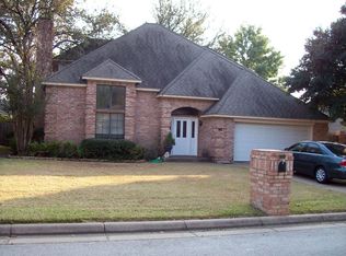 3314 Thorn Hill Dr, Arlington, TX 76001