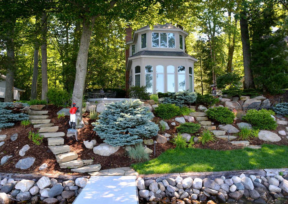 1st image of 2745 Elmwood Dr