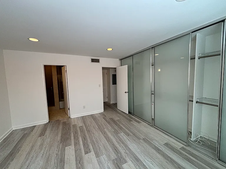 843 4th Street — Photo 7
