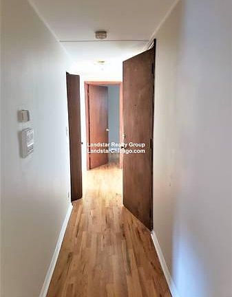 4th image of 3157 W Argyle St APT 2W