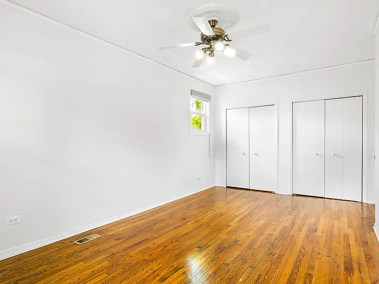 1337 W Flournoy St #2R — Photo 8