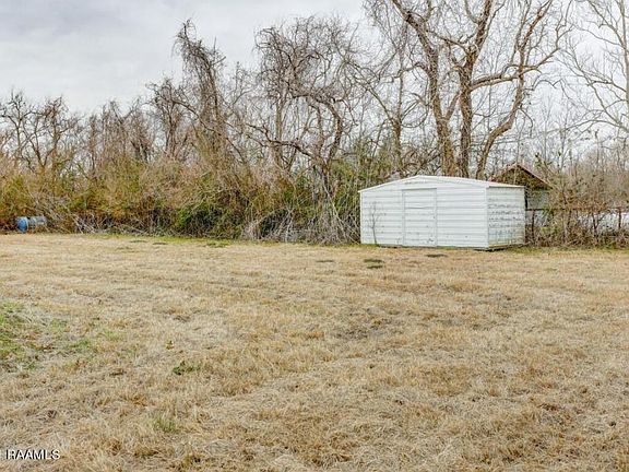 5th image of 427 Kidder Rd