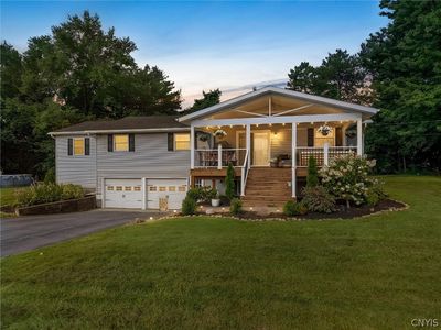 3546 Honeysuckle Rd, Auburn, NY, 13021