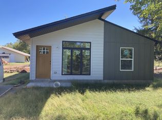 27422 S 614th Rd, Grove, OK 74344