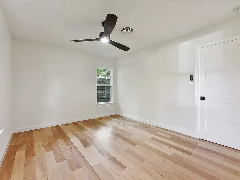 11900 Dove Haven Dr — Photo 8