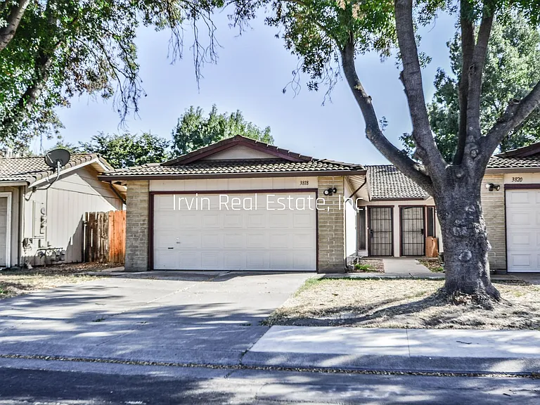 3818 Otto Dr — Photo 1