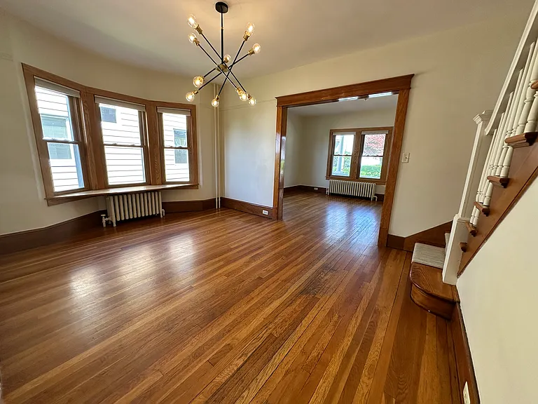 21 S Cedar St — Photo 4