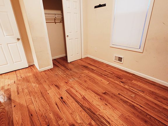 4th image of 166 Wilkinson Ave #1C