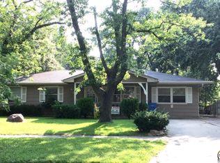 4006 SW 33rd Ter, Topeka, KS 66614