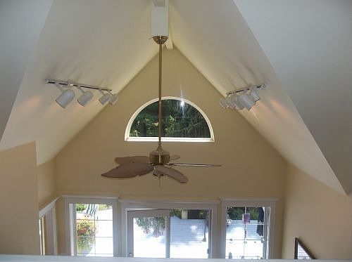 Liv Rm Cath Ceiling