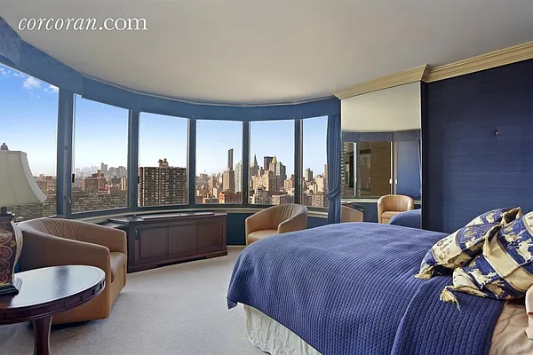 Sold by Corcoran | media 23