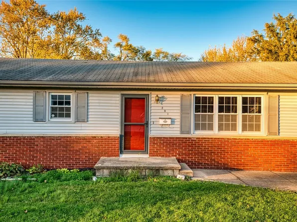 201 North St, Paris, IL 61944