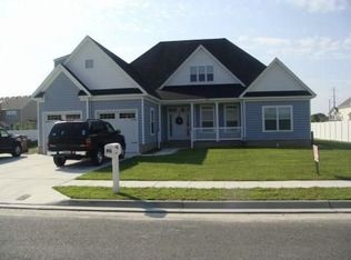 1217 Rosebud Ln, Chesapeake, VA 23322