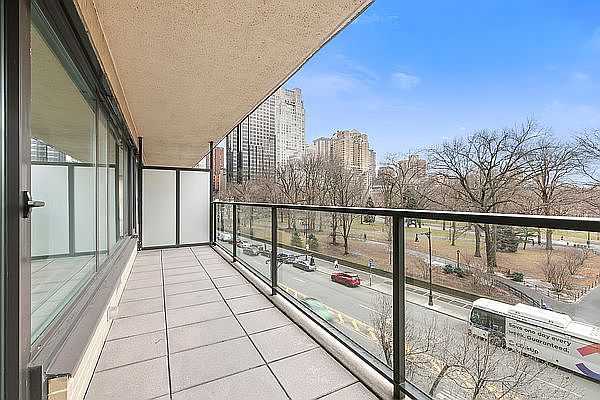 1st image of 200 Central Park S APT 7G