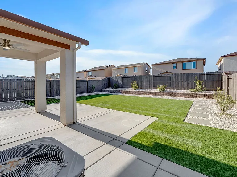 12628 Hereford Ave — Photo 42