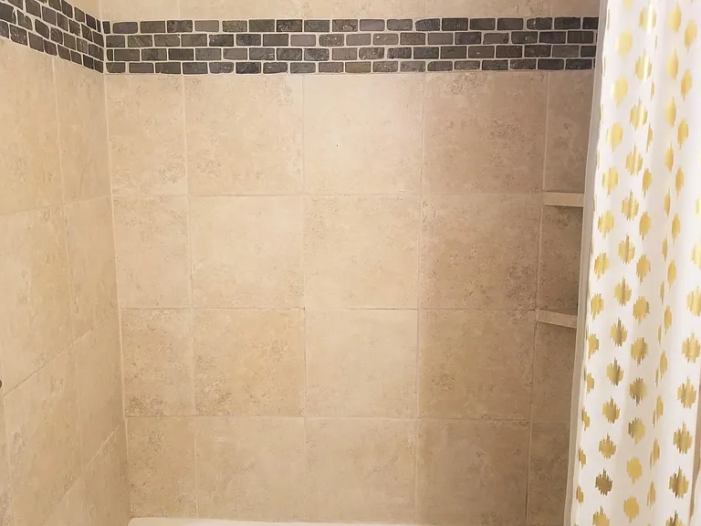 85 N Ogden St — Photo 17