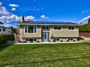 332 Chetwynd Dr, Kamloops, BC V2H 1L7