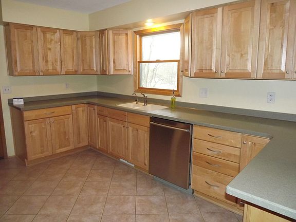 5th image of 3300 132nd St W
