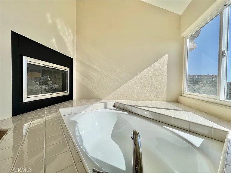16 Saint Tropez — Photo 28