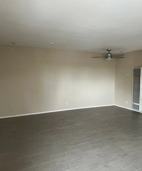 4465 W 138th St #1 — Photo 12