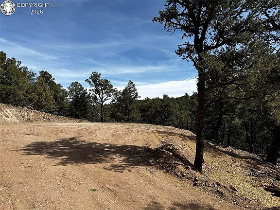 5th image of 2065 Indian Wells Rd