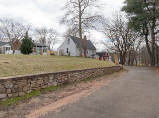 88 Maple St, East Haven, CT 06512