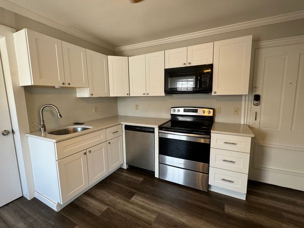 80 E Pomfret St APT 2