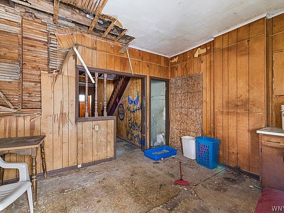 4th image of 364 9th St