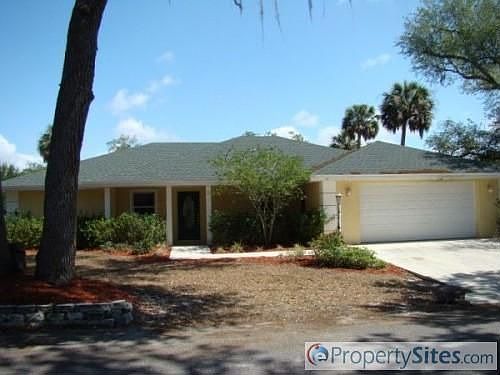 5th image of 1414 SE 9th Dr