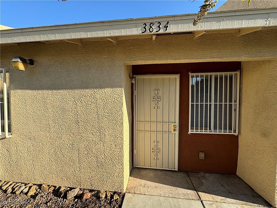 1st image of 3834 Soda Springs Dr