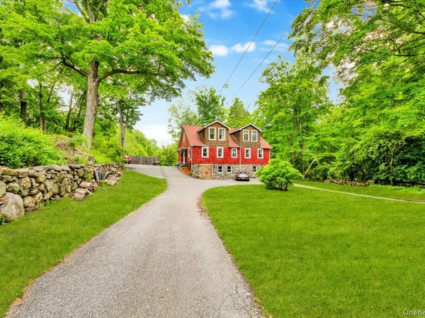 161 Goldens Bridge Rd, Katonah, NY 10536