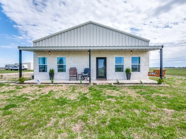 435 County Road 4875, Celeste, TX 75423