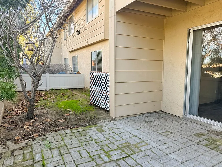 Peppertree Apartments — Photo 53