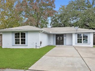 1713 Thomas St, Gretna, LA 70053