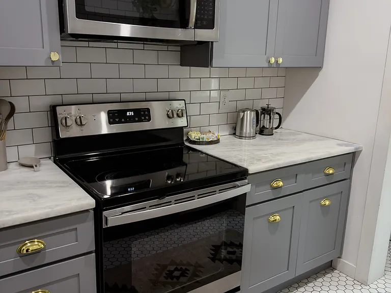 612 N Madison Ave — Photo 10