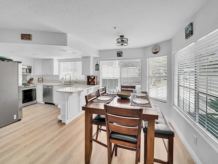210 Avenida Montalvo #1 — Photo 7