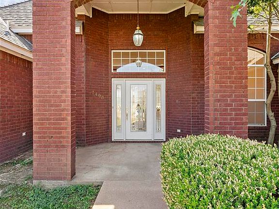 4th image of 1408 NE Independence Ave