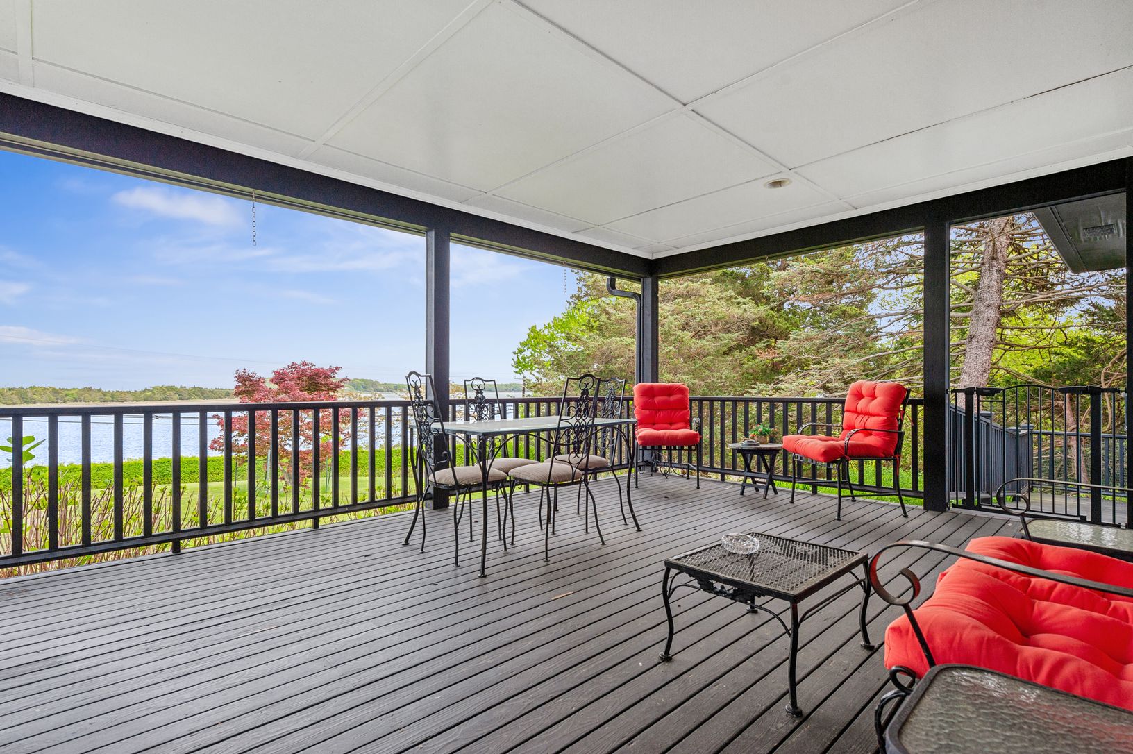  Covered Deck