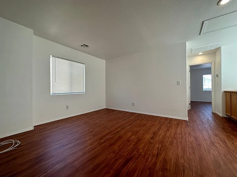 10541 Kivas Ct — Photo 18